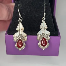 Vintage garnet sterling silver drop earrings 