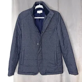 Stylish Reiss Men's Designer Jacket - Nearly NewElevate your style with this gently used Reiss jacke