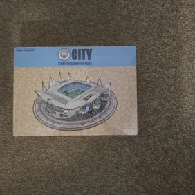 Manchester City Etihad Stadium Wooden Puzzle (new) 500 pieces Free p&p