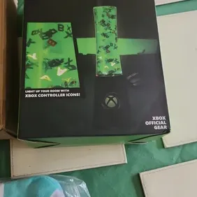 Official Microsoft xbox desk lamp boxed