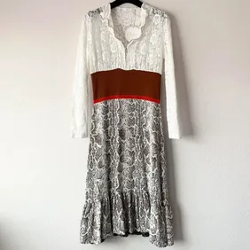 Elegant Brown & White Contrast Dress - Perfect for Every Occasion!