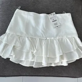 Embrace Elegance with Chic White Skirt for Women