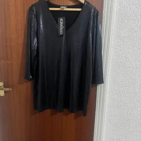 Kim & Co black shimmer top. New with tag. Large XXL in size 16 uk 