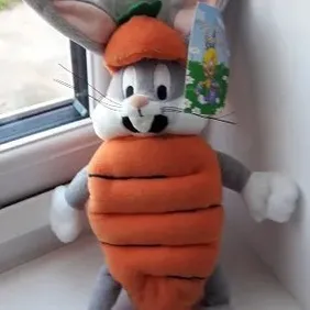 BUGS BUNNY IN A CARROT, Warner Brothers, 1998, RARE