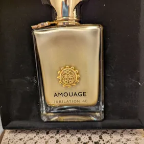 Luxurious Amouage Jubilation XXV Man 100ml - Exotic FragranceIndulge in opulence with Amouage Jubila