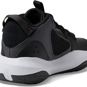 Dominate the Court in Style with Unisex Under Armour Lockdown 6! 