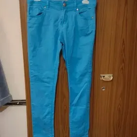 light blue skinny jeans size 10 Nice colour worn once but are to long for me so like new still