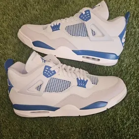 Jordan 4 military blue Size 5-13 US