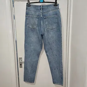 Vintage Charm Denim - Light Blue Mom Jeans, Waist 30 leg 32
