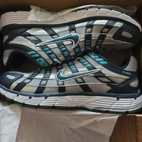 Nike P600s Sneakers Sz 9 - BNWT Silver & Blue Athletic ShoesBrand new with tags, these Nike P600s in