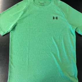 Under Armour Green gym tech tee