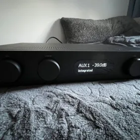 Audiolab 8300a Amp - Pristine Condition with Extras