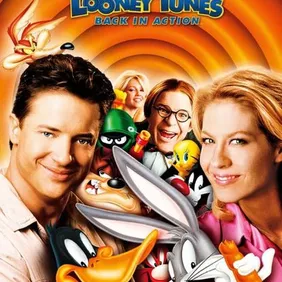 Capture Cinematic Magic: Looney Tunes Keyring with Authentic Movie Cell