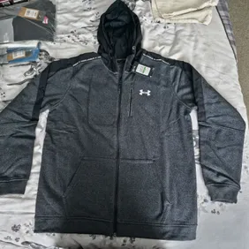 Brand New Under Armour Hoodie L Size with Tags - Never Worn!Get cozy with this brand new, never-worn