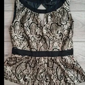 Dorothy Perkins elegant top Eu46 uk18 