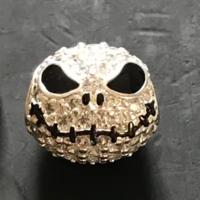 Genuine 925 silver pumpkin Halloween charm comes in a cute velvet pouch for Pandora bracelet